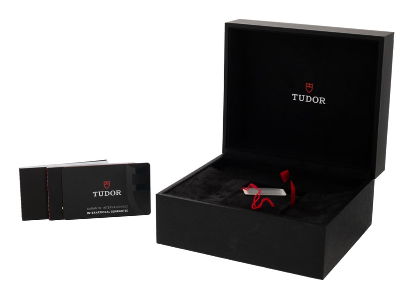 Tudor Black Bay M79230B-0008